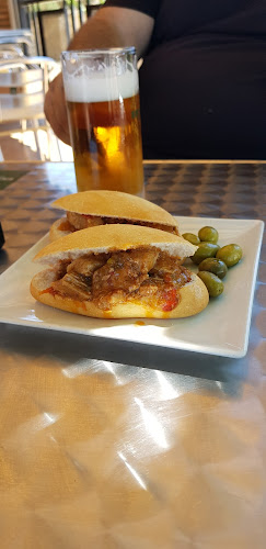 Comments and reviews of Bar Jiménez