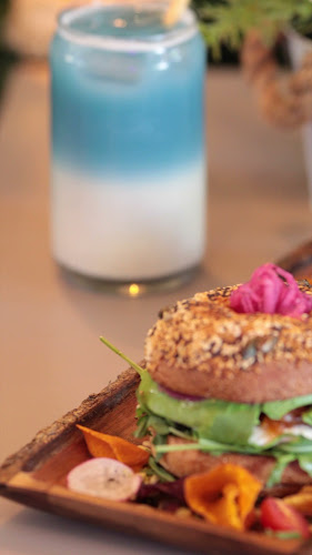 Colibri Brunch & Tapa Paellas - Barcelona