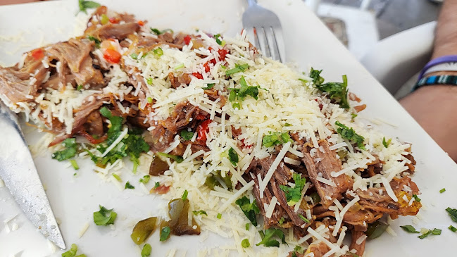 Av. José María Javierre, 8, 41006 Sevilla