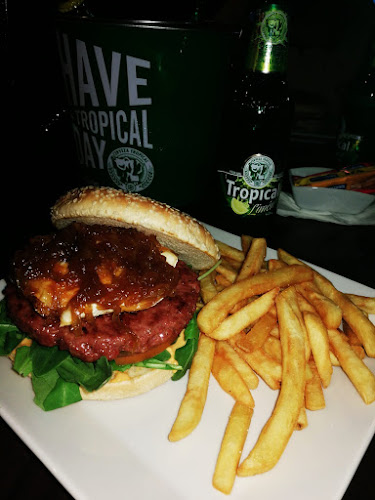 Bar Cafetería Carlos V - Gastronomía y hostelería