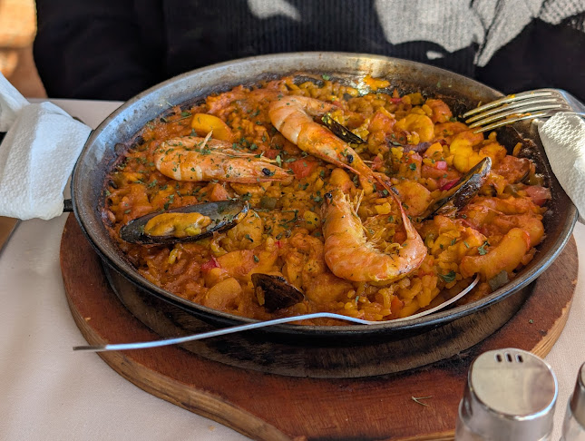 P.º Marítimo, Local 4, 29631 Arroyo de La Miel, Málaga