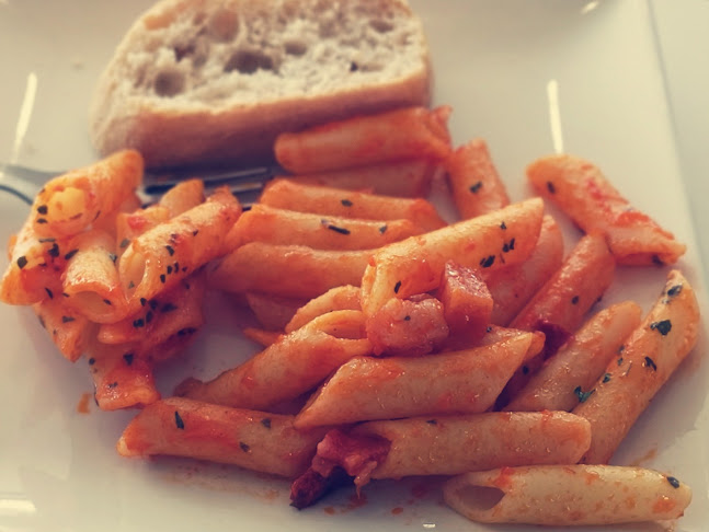 Opinii despre Cafeteria Estacion Sanxenxo în Sanxenxo - Gastronomía y hostelería