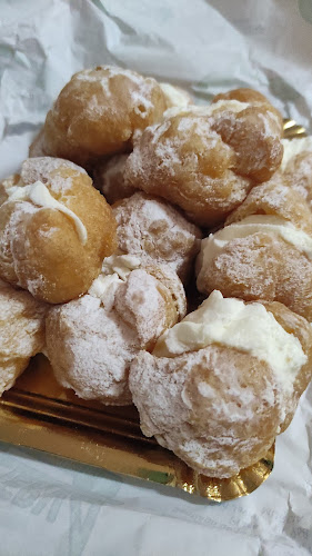 Confitería-Pastelería La Cierva