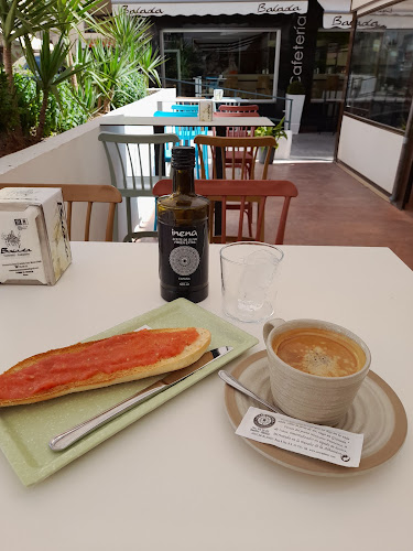 Comments and reviews of Pastelería-Cafetería-Heladería Balada