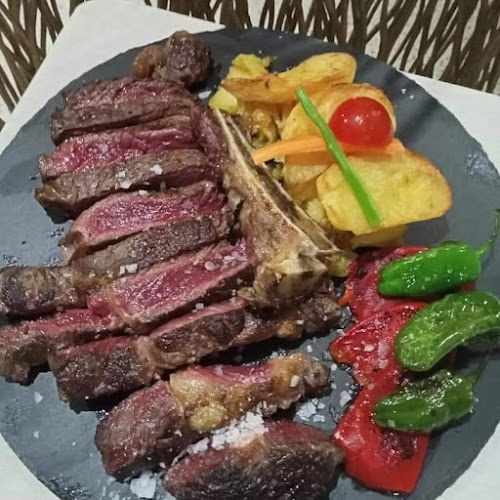 La Chara restaurante Phone number