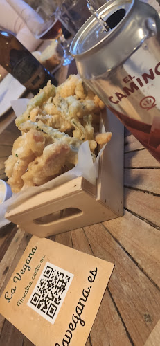 Casa de Comidas La Vegana - Camargo