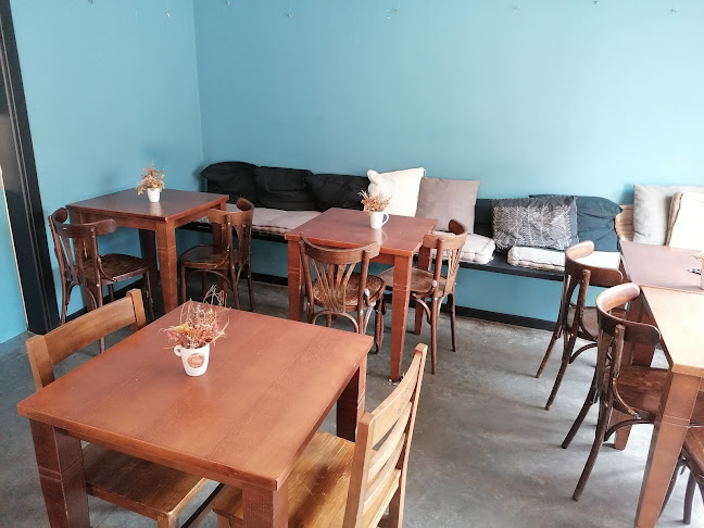 Somia Vins i Llibres - Gastronomía y hostelería