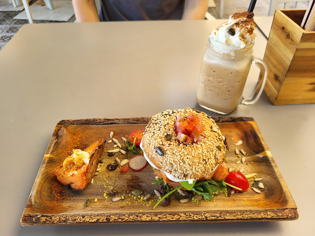 Colibri Brunch & Tapa Paellas - Gastronomía y hostelería