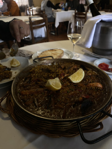 Opinii despre Restaurant Xeflis în Cabrils - Gastronomía y hostelería