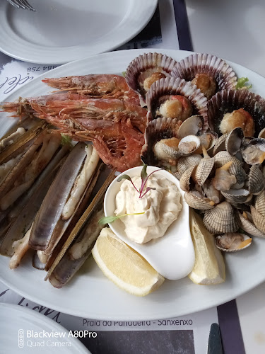 R. de Madrid, 34, 36960 Sanxenxo, Pontevedra