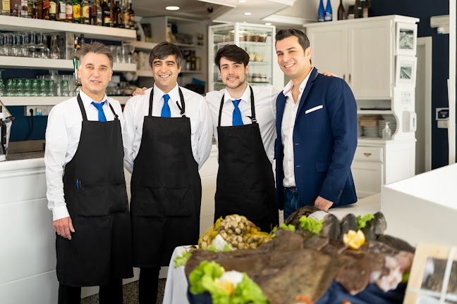 R. de Madrid, 34, 36960 Sanxenxo, Pontevedra