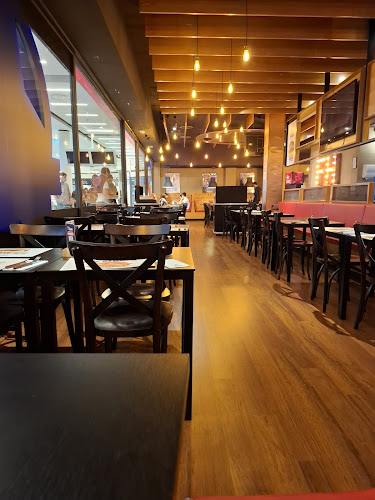 Foster's Hollywood - Camargo