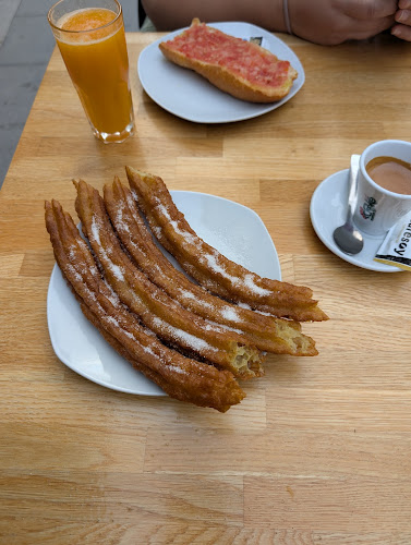 C/ de Just Vilar, 17, Poblats Marítims, 46011 València, Valencia