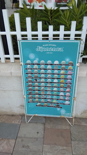 Av. de Niza, 4, 03540 san juan playa, Alicante