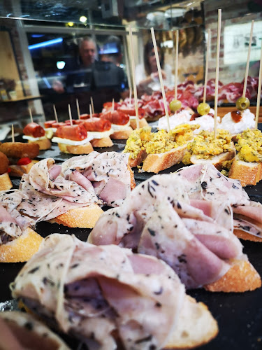 La Fábrica Del Pernil Open Times