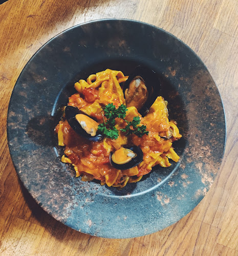 C. Yunquera, 2, 29640 Fuengirola, Málaga