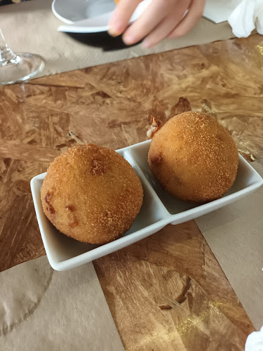 Ápol Restaurante Open Times