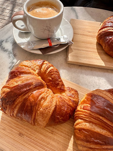 Comentarii opinii despre Panadería Pastelería Eric y Laetitia