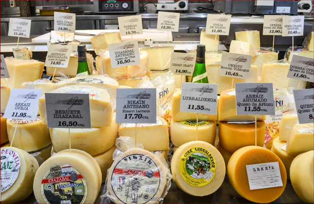 C. Mercado, s/n, 31001 Pamplona, Navarra