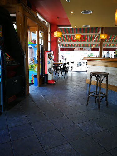 Cafetería Y Cervecería Plaza - Narón