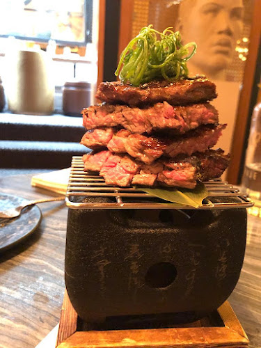 Comments and reviews of SLVJ Madrid Velazquez