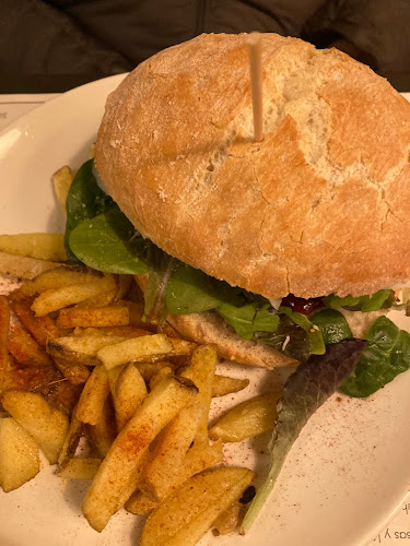 Comentarii opinii despre El Taller - Bar Cultural