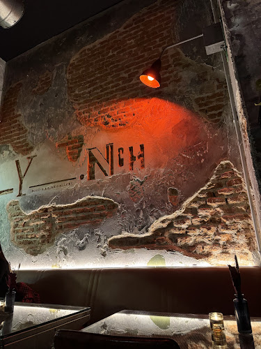 Lynch - Food and Cocktails - Gastronomía y hostelería