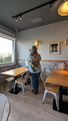 Comments and reviews of Cafeteria Colón