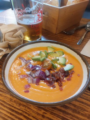 CASA MANOLO TAPAS BAR SEVILLANO - Sevilla