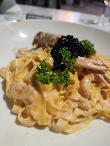 Restaurante Paparazzi Las Arenas - Gastronomía y hostelería