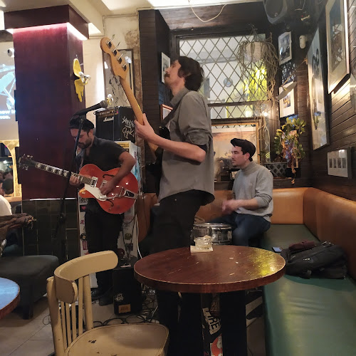 Carrer de Joaquín Costa, 56, Ciutat Vella, 08001 Barcelona