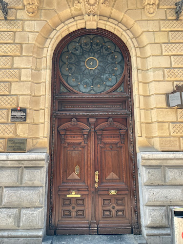 Epaltzaren Alargunaren Kalea, 8, 48005 Bilbo, Bizkaia, España