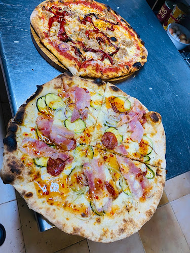 Pizzería Galeón by MARCO