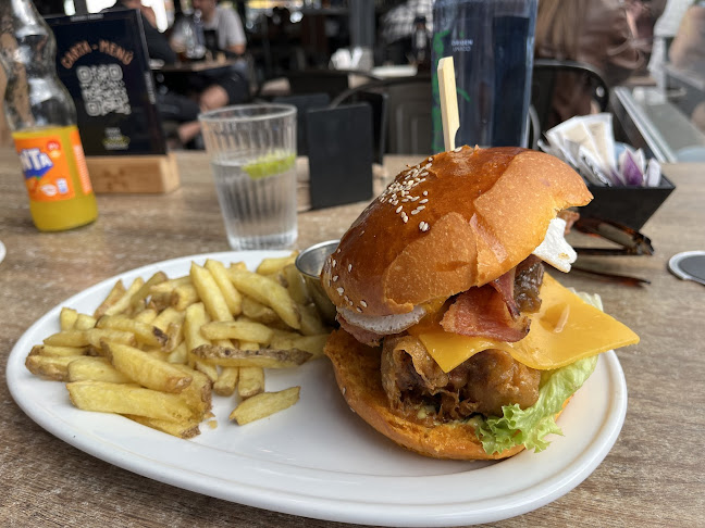 Hangar Café Open Times