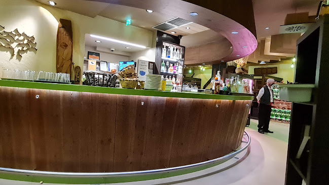 Av. de José Manuel Palacio Álvarez, 42, Gijon-Oeste, 33212 Gijón, Asturias