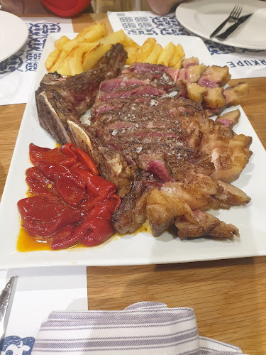 Mateo Benigno de Moraza Kalea, 13, 01001 Vitoria-Gasteiz, Araba