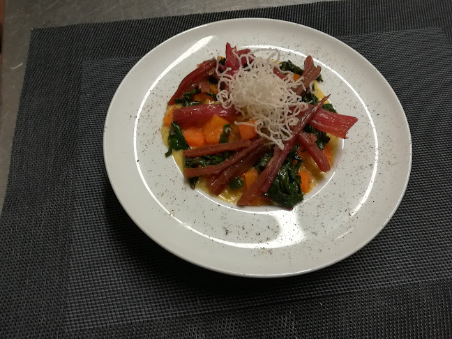 Restaurante Vegano Black Salad Jatetxe Beganoa