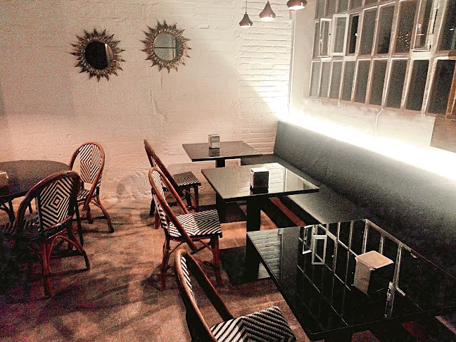 Opinii despre Trini's Cafe Bistro în Sant Just Desvern - Gastronomía y hostelería