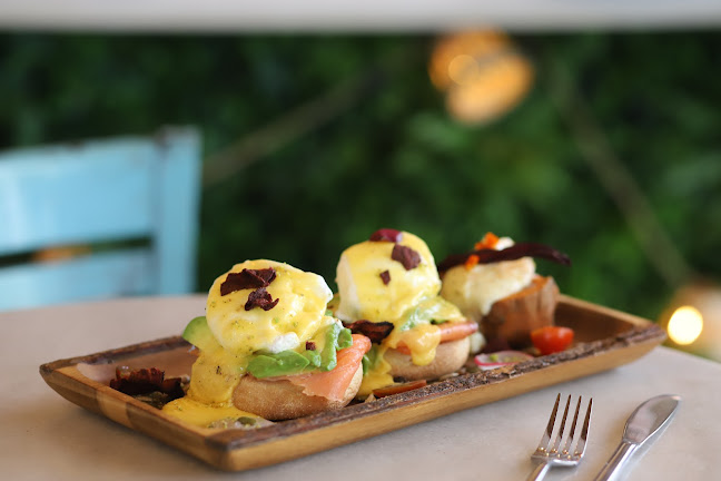 Colibri Brunch & Tapa Paellas