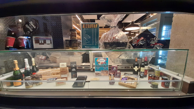 Comments and reviews of Viena Capellanes