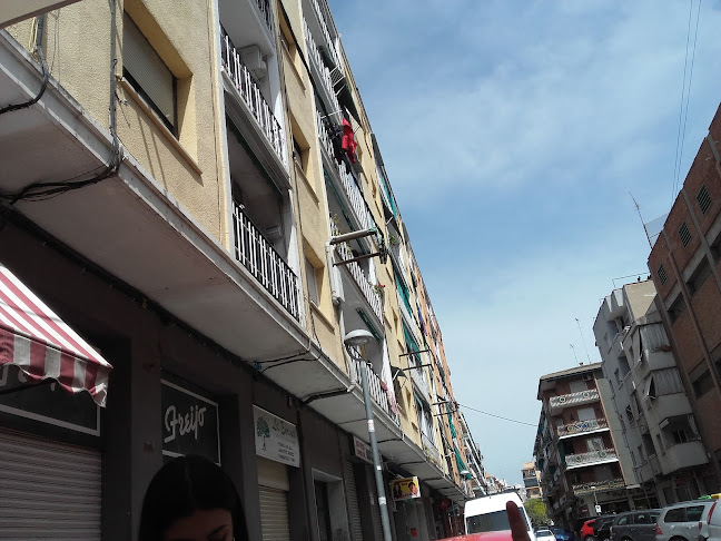Carrer Verge de Montserrat, 34, 08420 Canovelles, Barcelona