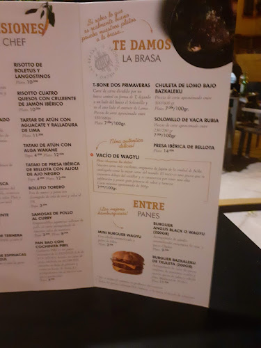 Opinii despre ADEREZO tapas&brasas- EL PORVENIR în Sevilla - Gastronomía y hostelería