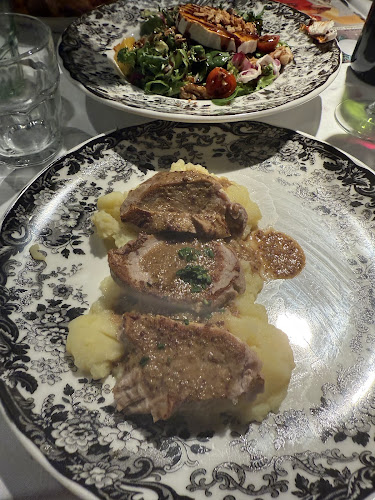 Centro Comercial Finestrelles, Carrer de Laureà Miró, 20, 08950 Esplugues de Llobregat, Barcelona