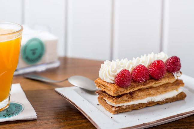 BAJOCERO, HELADOS Y PASTELES ARTESANOS - Gastronomía y hostelería