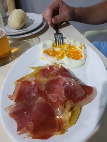 Av. de la Canaliega, 6A, 21750 El Rocío, Huelva