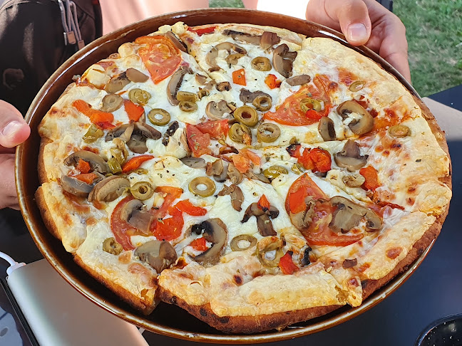 Pizzería Atenas Phone number