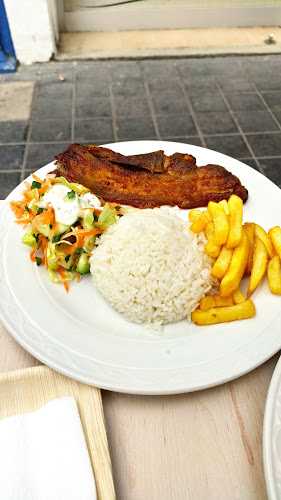 C/ de la Fonteta de Sant Lluís, 22, Quatre Carreres, 46006 València, Valencia