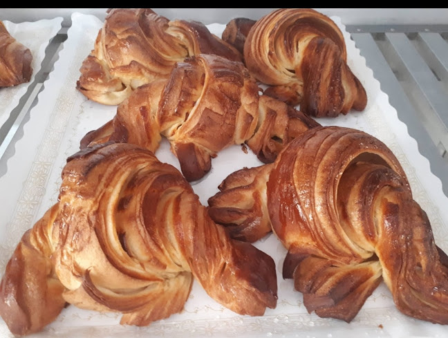 Horno. Forn La Plaçeta Phone number