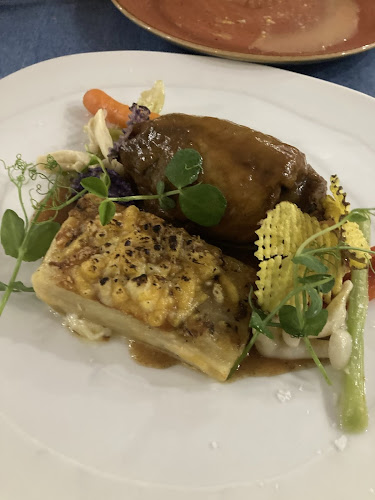 Restaurante qapaq Phone number