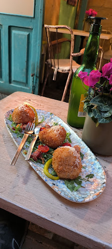 Av. Menéndez Pelayo, 30, 39108 Santa Cruz de Bezana, Cantabria